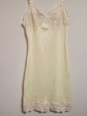 Vintage Lace Slip Dress in Pale Yellow